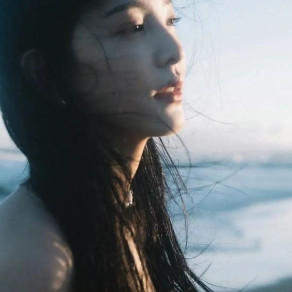 小镇疑云